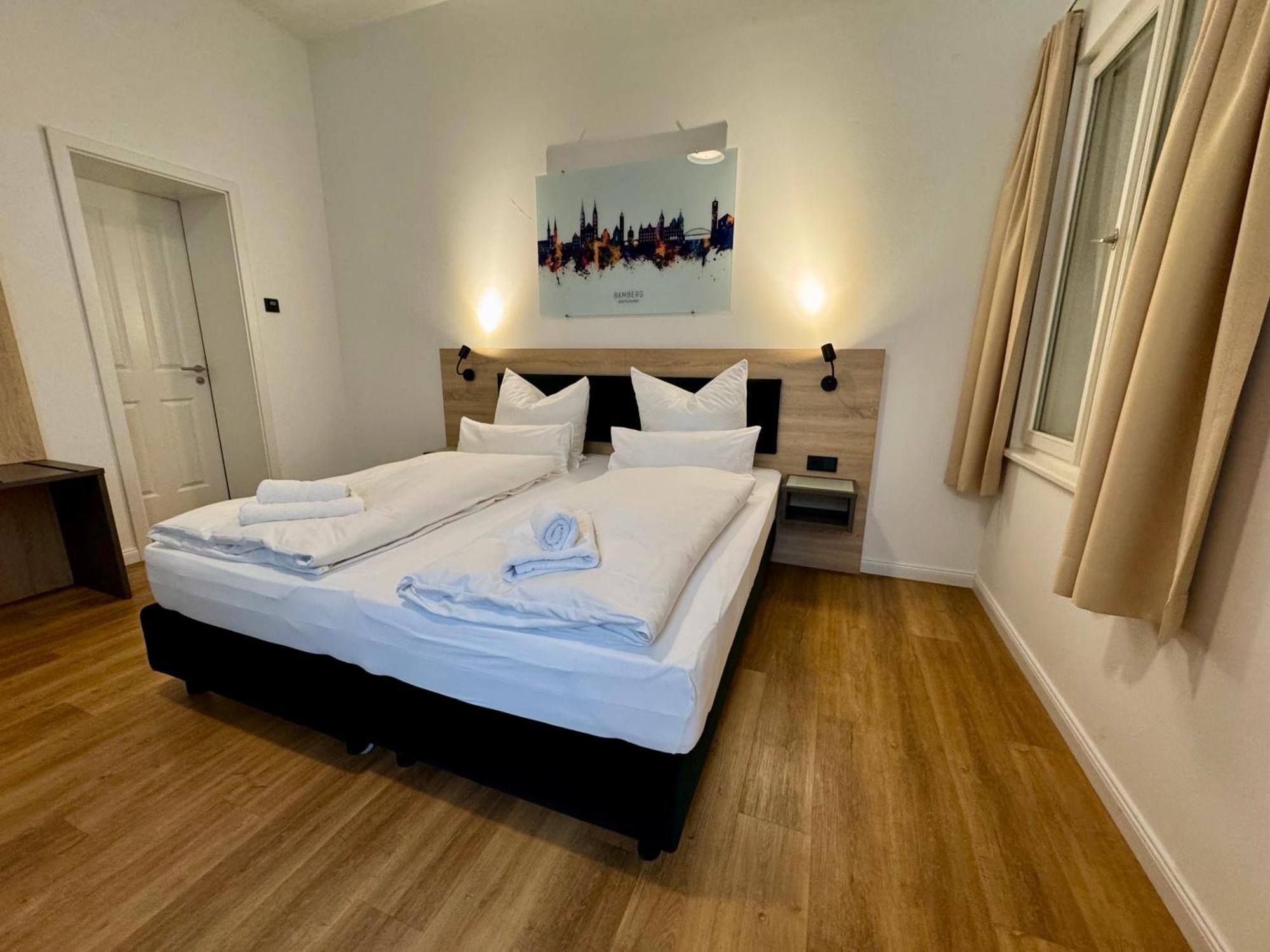 Hopfenhotel Am Adenauerufer Bamberga Esterno foto
