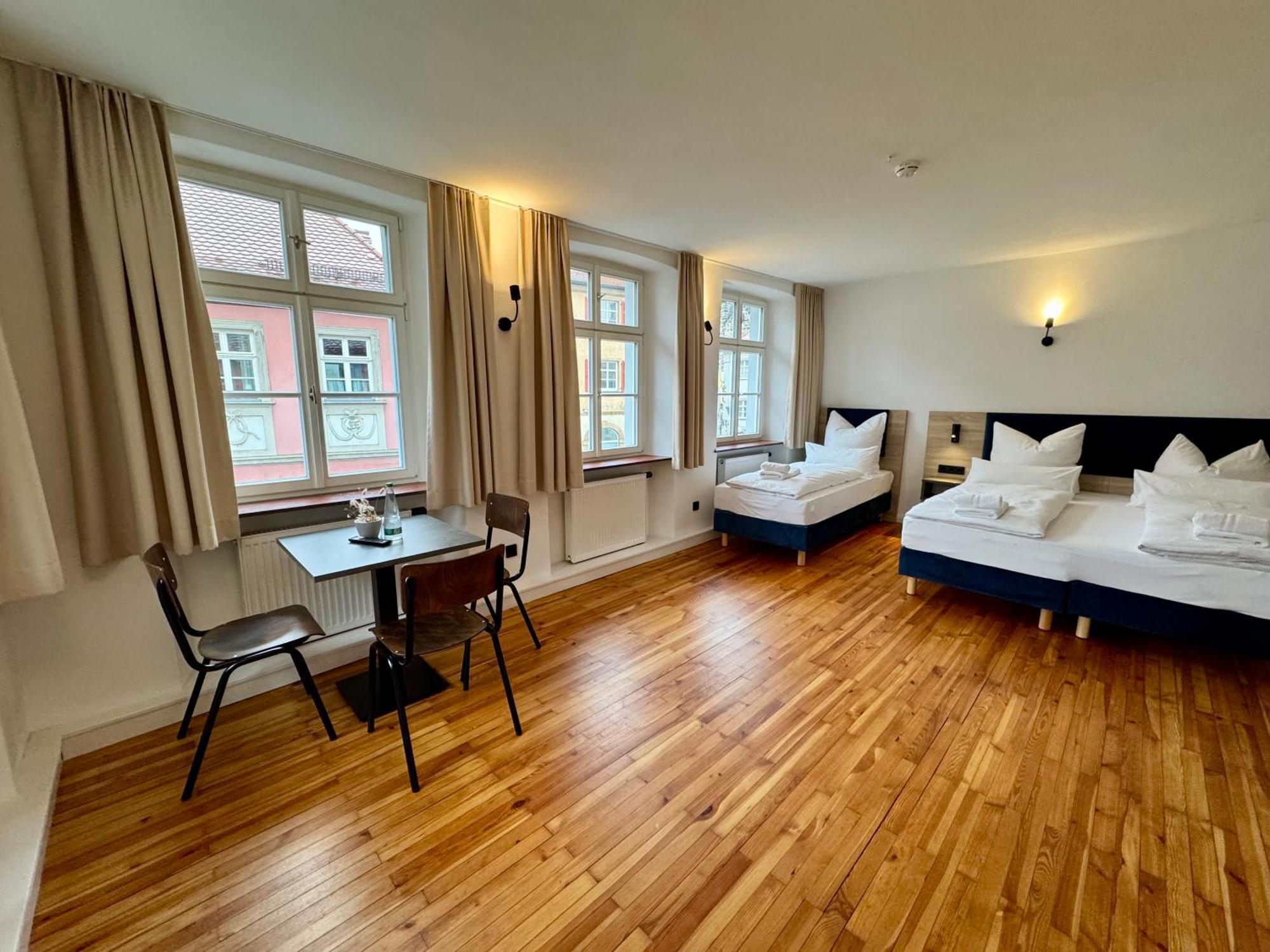 Hopfenhotel Am Adenauerufer Bamberga Esterno foto