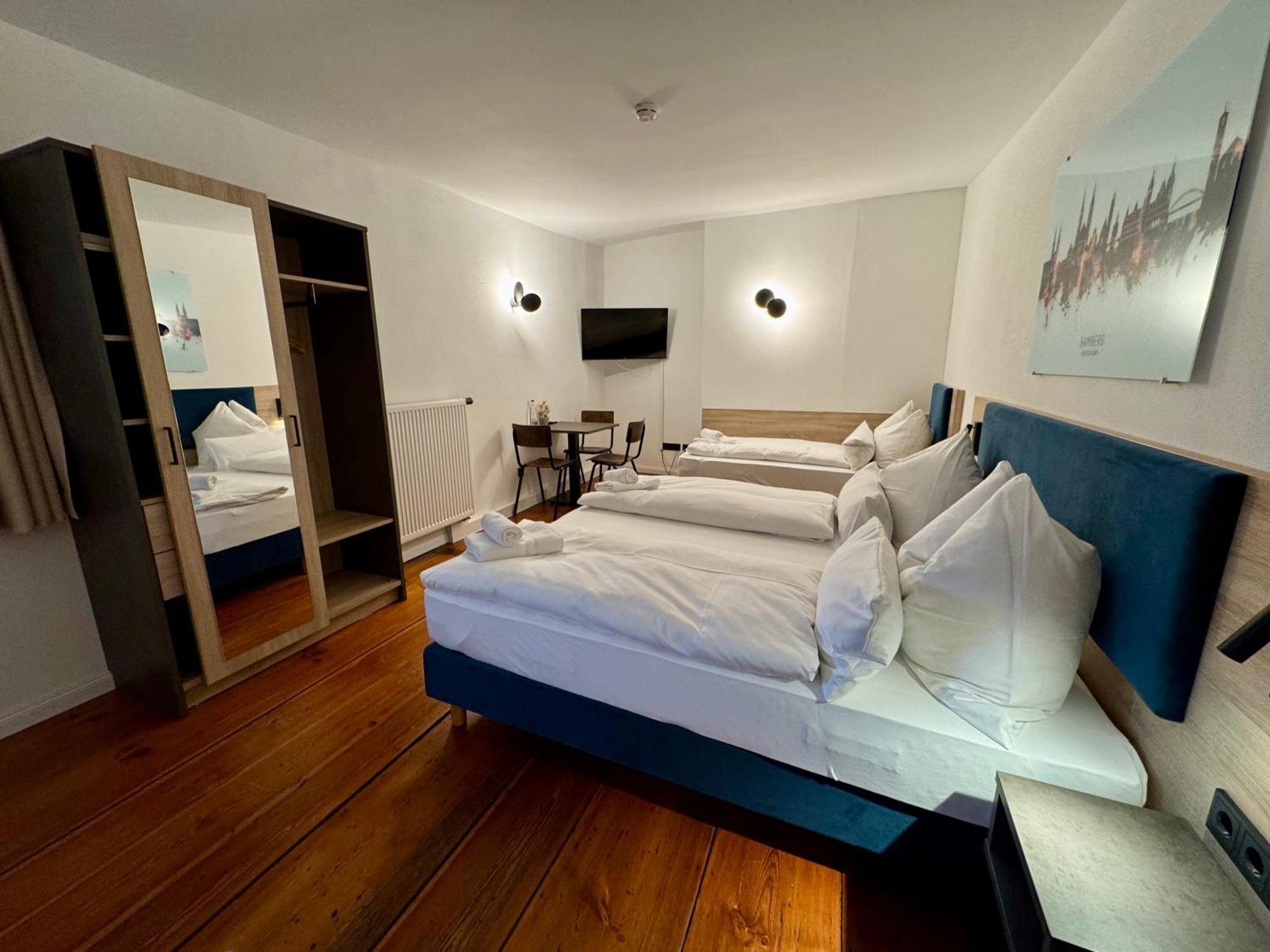 Hopfenhotel Am Adenauerufer Bamberga Esterno foto